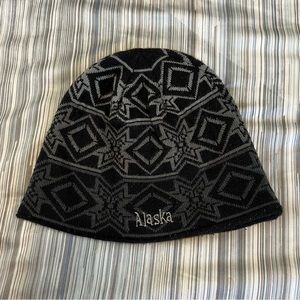 Men’s Alaska beanie. Good used condition.